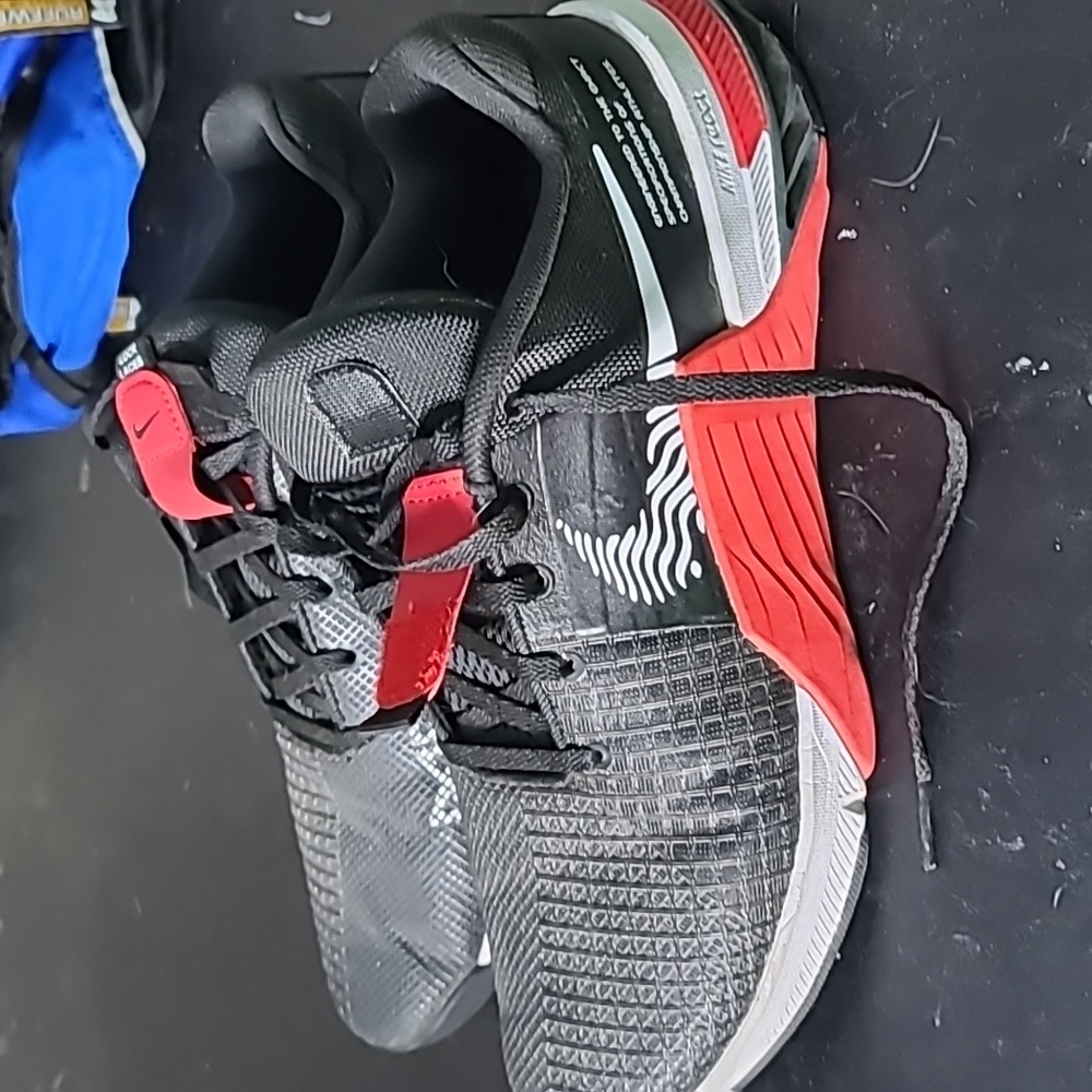 Nike Metcon 8 TB 'Black University Red' DV4382-015 Gym Training Lifting